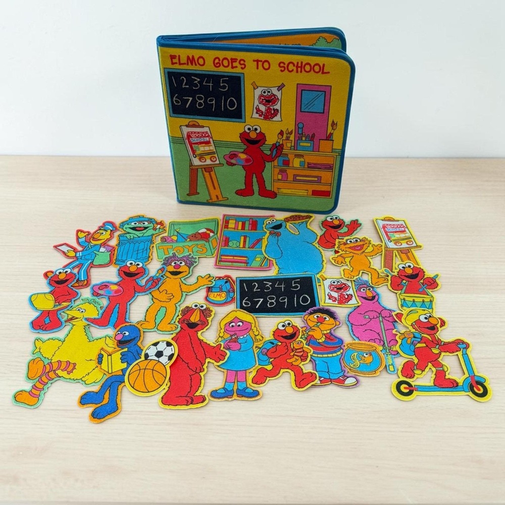 Elmo Goes to School Felt Soft Play Interactive Playset Book w/ 25 Cutouts & Case